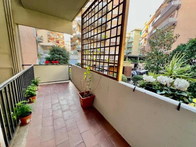 Apartament La Casa Delle Camelie Rzym Zewnętrze zdjęcie